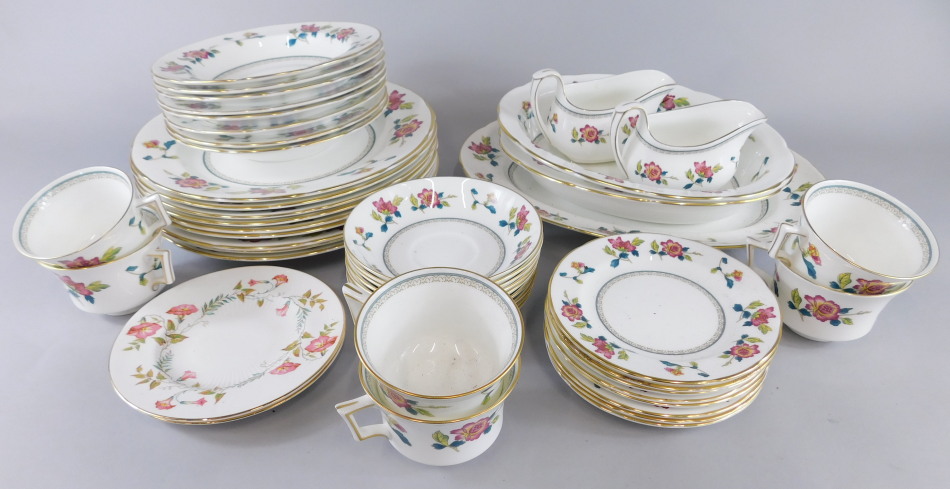 A Wedgwood Chinese Flowers pattern part dinner and tea service. NB. We ...