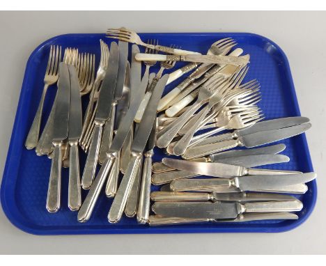 Various silver plated flatware, mother of pearl handled fish knife 20cm wide, etc. (a quantity)