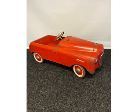 A Vintage Tri-Ang Meteor 1950's pedal car 