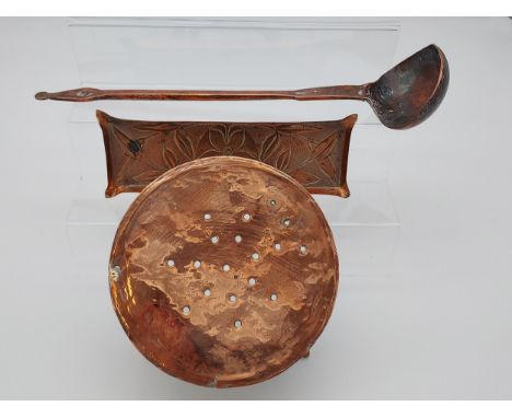 A lot of three copper wares to include Arts &amp; Crafts pen tray, trivet stand &amp; 18th/19th century ladle 