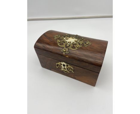 A 19th century two section tea caddy box fitted with brass mounts 