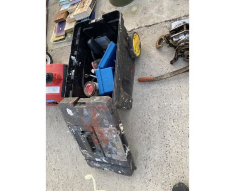 A PLASTIC TWO WHEELED TOOL BOX WITH AN ASSORTMENT OF TOOLS TO INCLUDE SPANNERS AND SOCKETS ETC