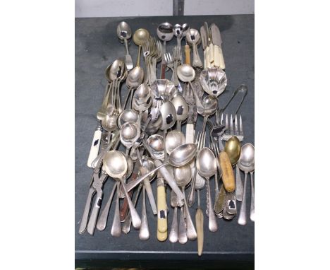 A LARGE QUANTITY OF MAINLY VINTAGE FLATWARE
