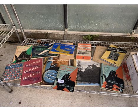 A LARGE ASSORTMENT OF VINTAGE AIRCRAFT BOOKS AND MANUALS TO INCLUDE BOMBER COMMAND CONTINUES, AIRCRAFT RECOGNITION AND AIRCRA