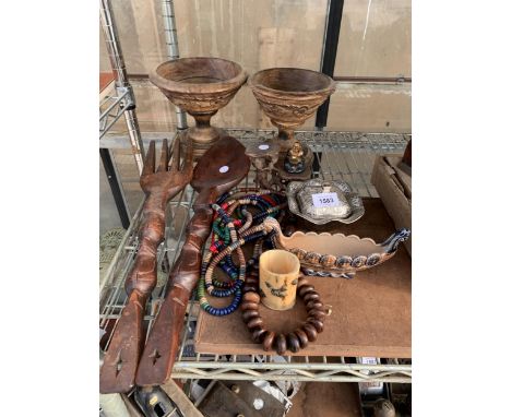ASN ASSORTMENT OF ITEMS TO INCLUDE TREEN BOWLS, A METAL WARE TRINKET DISH AND BEAD NECKLACES ETC