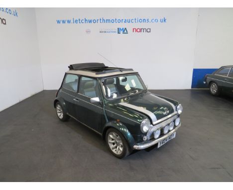 THIS LOVELY MINI COOPER SPORT WITH DESIRABLE ROLL TOP ROOF IN GOOD WORKING ORDER HAS BEEN SAT SINCE IT WAS LAST MOT'D IN 2014