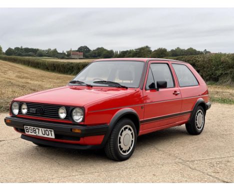 This early launch-spec Mk2 has been fastidiously maintained by two caring owners and has covered just over 74,000 miles. A tr