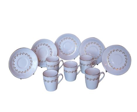 A SPODE "DELPHI" PATTERN COFFEE SERVICE and other decorative tea ware and ceramics (a lot)