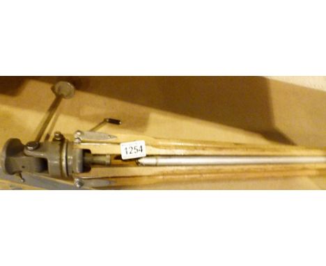 Antique wooden tripod, H: 90 cm