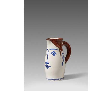 PICASSO CERAMICS, PABLO1881 Malaga - 1973 MouginsTitel: Face tankard. Datierung: 1959. Technik: Weißes Steingut, parteill far