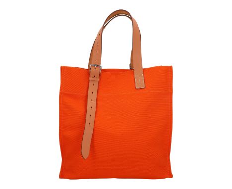 HERMÈS Shopper "ETRIVIERE", Koll.: 2010. Goeland Canvas in Orange mit Hunter Rindsleder-Details, silberfarbener Hardware und 