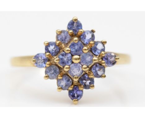 A 9ct gold tanzanite cluster ring, S, 2.2gm. 