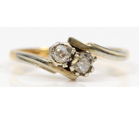 An 18ct gold and platinum old cut diamond dress ring, M-N, 2.3gm. 