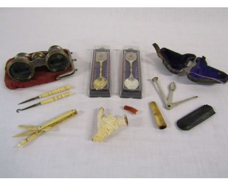 Selection of small collectables including Lanier Paris Opera glasses, button hook and necklace detangler, Meerschaum pipe etc