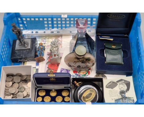 Crate of Collectables; Collectable coins, Old England thistle design buttons, Dalvey flask &amp; travel clock, Oriental Perfu