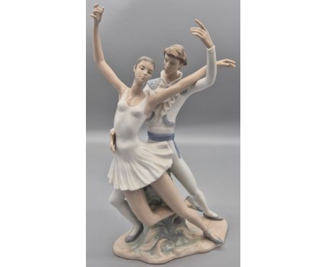 Large Nao By Lladro Porcelain Figure titled "Finale". 41cm in height.