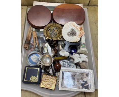 Tray of Interesting items; Costume Jewellery, Semi precious stones and E.P wares etc.