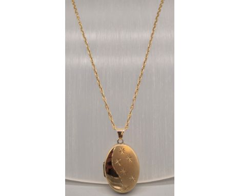9ct yellow gold necklace together with a 9ct yellow gold locket. 3.89grams. 