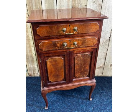 Edwardian music cabinet. 96x55.5x37cm