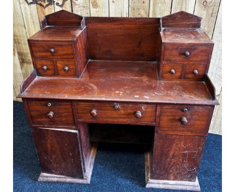 19th century Mahogany writing desk with fitted drawer & storage Compartments. 107x110x52cm 