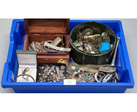 Tray containing a collection of silver jewellery and mixed collectables; Silver fishing fly brooch, Silver bangle, Large sele