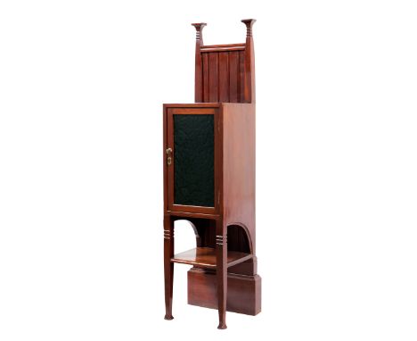 JOSEF HOFFMANN (Brtnice, Czech Republic, 1870 - Vienna, 1956).Jugendstil side cabinet, ca. 1900.Mahogany wood.Measurements: 1