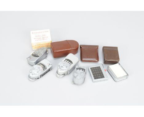 Leica-Meter Exposure Meters, comprising a Leica-Meter M, two Leica-Meter MCs with incident light covers, one with leather cas