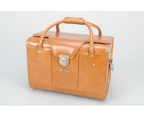 A Nikon FB-11 Leather Outfit Bag, lenth 38cm, width 22cm, height 28cm, a few light scratches to exterior, interior VG, with s