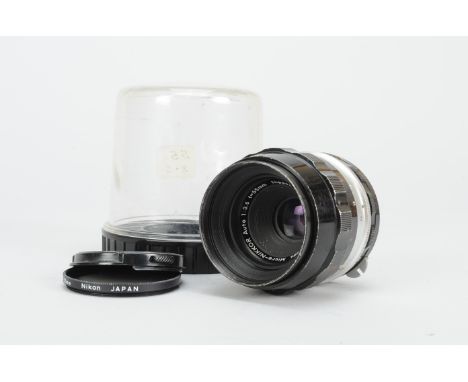 A Micro Nikkor Auto Nippon Kogaku  Non AI 55mm f/3.5 Lens,  serial no 214284, barrel G, wear to focus ring, filter ring, elem