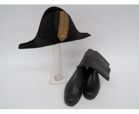 Victorian Royal Engineers Staff Officer’s Bicornblack brushed beaver bicorn with black silk edging and oak leaf braid.  The s