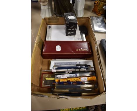 A collection of pens including vintage Summit fountain pen, Sheaffer fountain pen and Parker fountain pen.