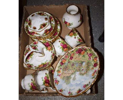 Royal Albert - an Old Country Roses pattern part table service inc cups, saucers, side plates, bud vase, square bowls, trinke