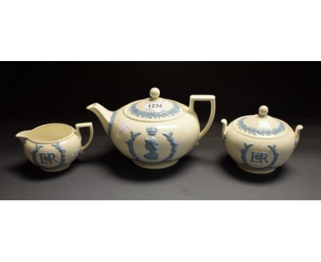 A Wedgwood commemorative tea set, glazed Wedgwood blue garlands and profiles on cream ground, Queen Elizabeth's coronation 19