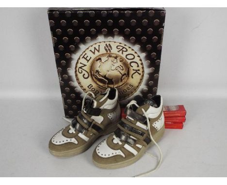 New Rock - a pair of trainers, light tan and white, EU size 41, UK size 7, appears in very good pre-owned condition in associ