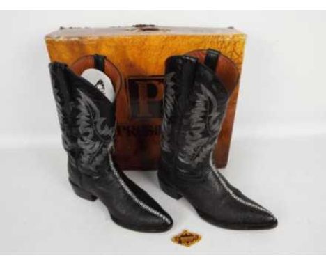 El Presidente Gold Collection - a pair of black boots, UK size 7, EUA size 8, Mexico size 27, appears in excellent condition 