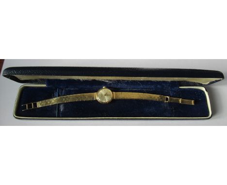 Rotary, a lady's 9 carat gold mechanical bracelet watch, 19g gross excluding the movement, cased