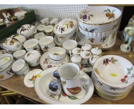 A large collection of Royal Worcester Evesham pattern tea and dinner ware