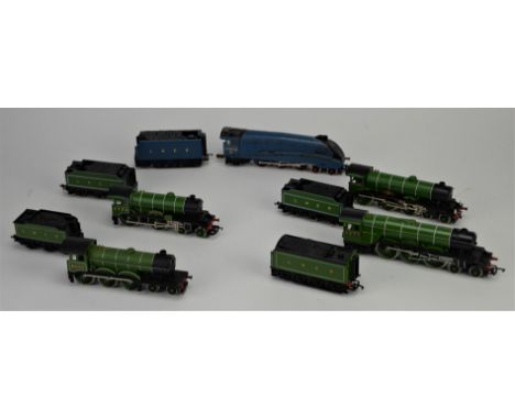 Hornby Railways OO Gauge Locomotives, R372 Class A4 Seagull LNER 4902, R. 866 LNER  B12 Locomotive, R378 LNER class D49/1 Loc