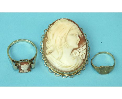 A modern shell cameo brooch/pendant with 9ct gold mount, a shell cameo 9ct gold ring, size R and a small 9ct gold signet ring