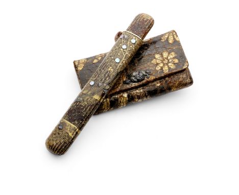 A rattan kiseruzutsu and tabako-ire (tobacco pouch)By Seiseisenshu Kangetsu, late 19th centuryThe pipe case of variously stai
