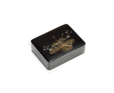 A lacquer kobako (small box) with en-suite coverBy Taikai Tairei (1880-1971), 20th centuryThe roiro lacquer cover decorated i