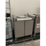 Metalcraft 350 Gallon Stainless Steel Tote | Rig Fee $150