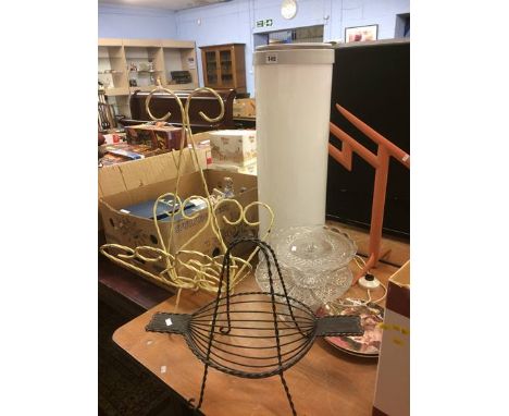 60's lamp, magazine rack, taza's etc.