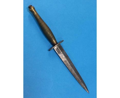 A Wilkinson Sword Fairburn Sykes fighting knife