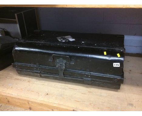 Tin trunk