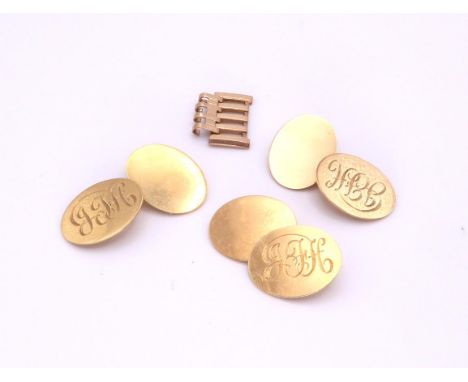 A pair and a half of 18ct gold cufflinks, weight together 14.3gms, together with a yellow metal watch strap link, weight 1.4g