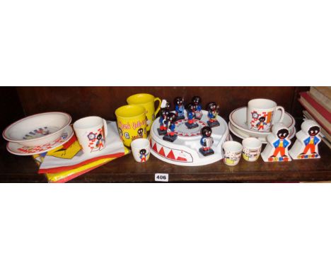Carltonware china Golliwog bandstand with band, similar breakfast sets for Robertsons and other items