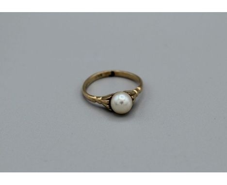 A 9ct gold cultured pearl dress ring, 2.2gm approximately, size M1/2