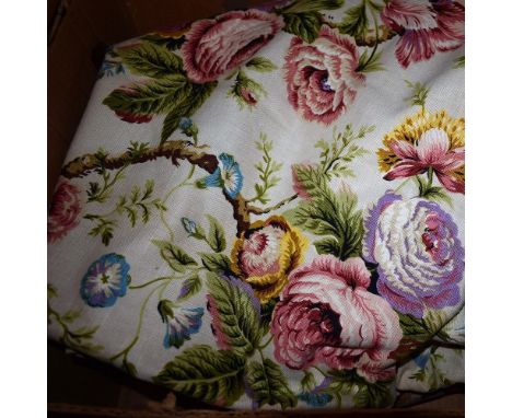Textiles - a large pair of vintage floral curtains, linen union