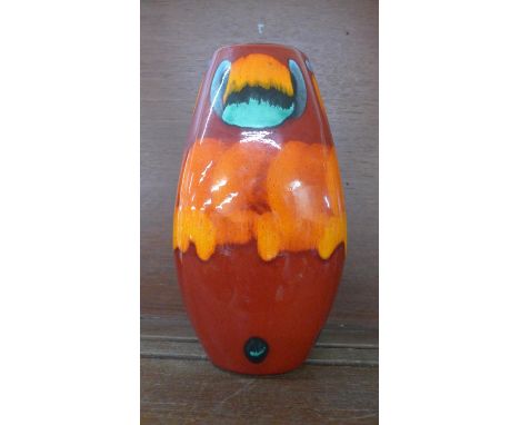 A Poole Pottery Volcano Manhalten vase, 26cm 